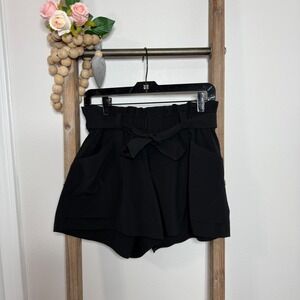 Athleta Black Paperbag Waist‎ Tie Front Wide Leg Shorts Women's Size 4